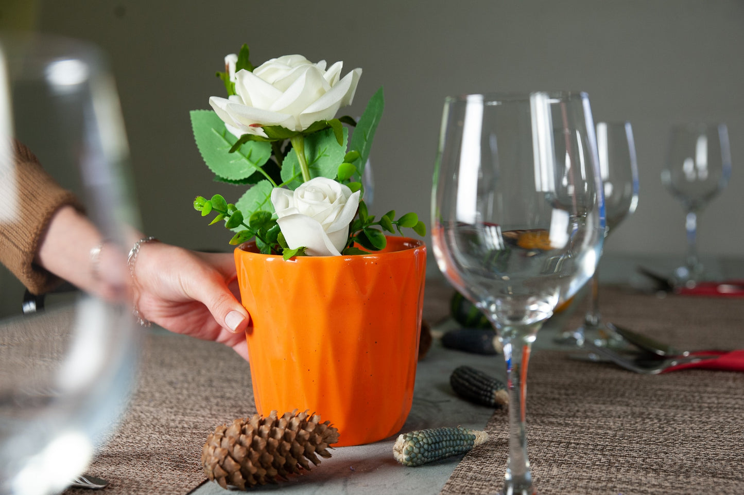 Pot 12 cm Orange decorated in relief with a diamond shape, Tropical Pigmented