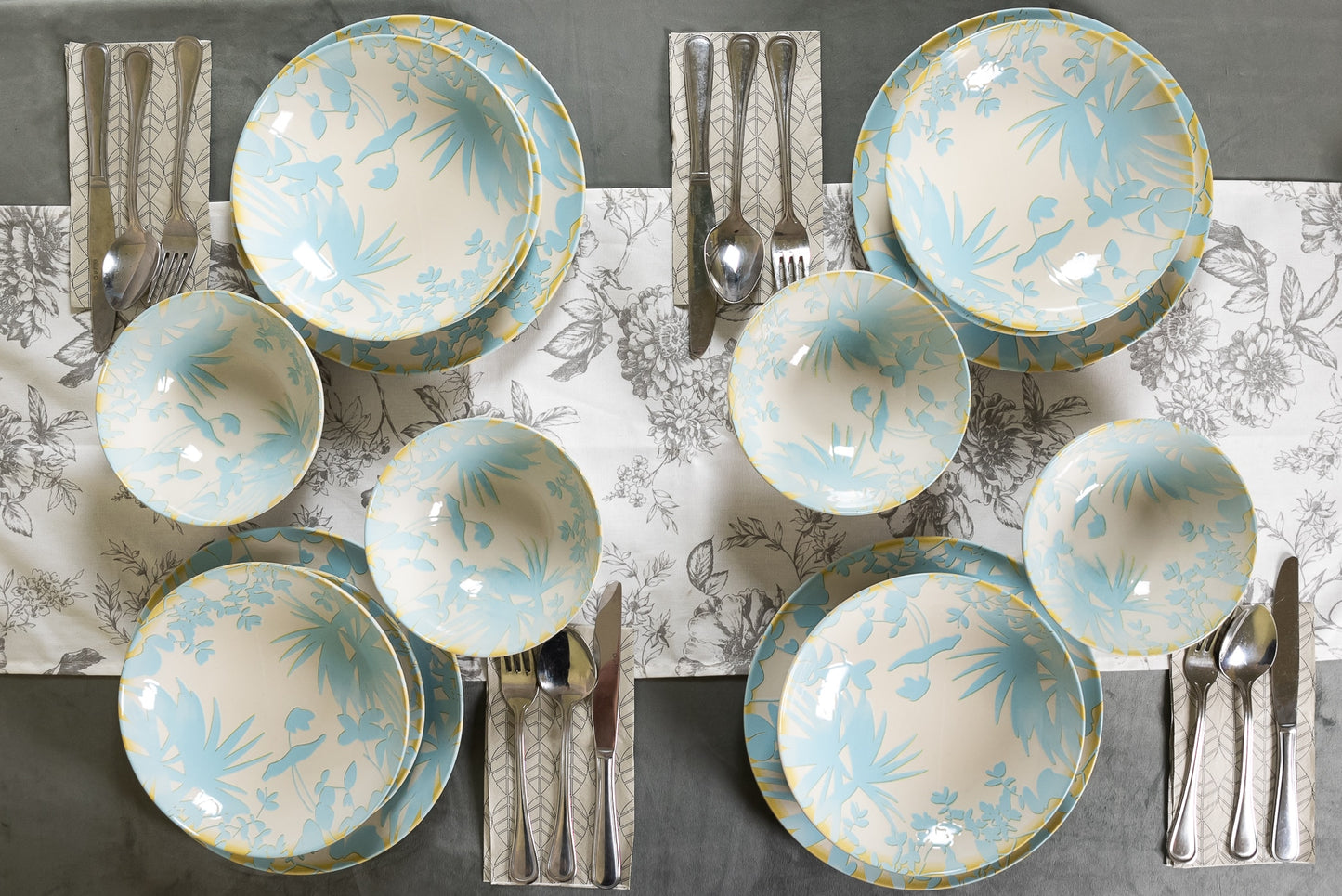 16-piece plate set, for 4 people, Hawaii, Cesiro, White Ivoire with light blue leaves