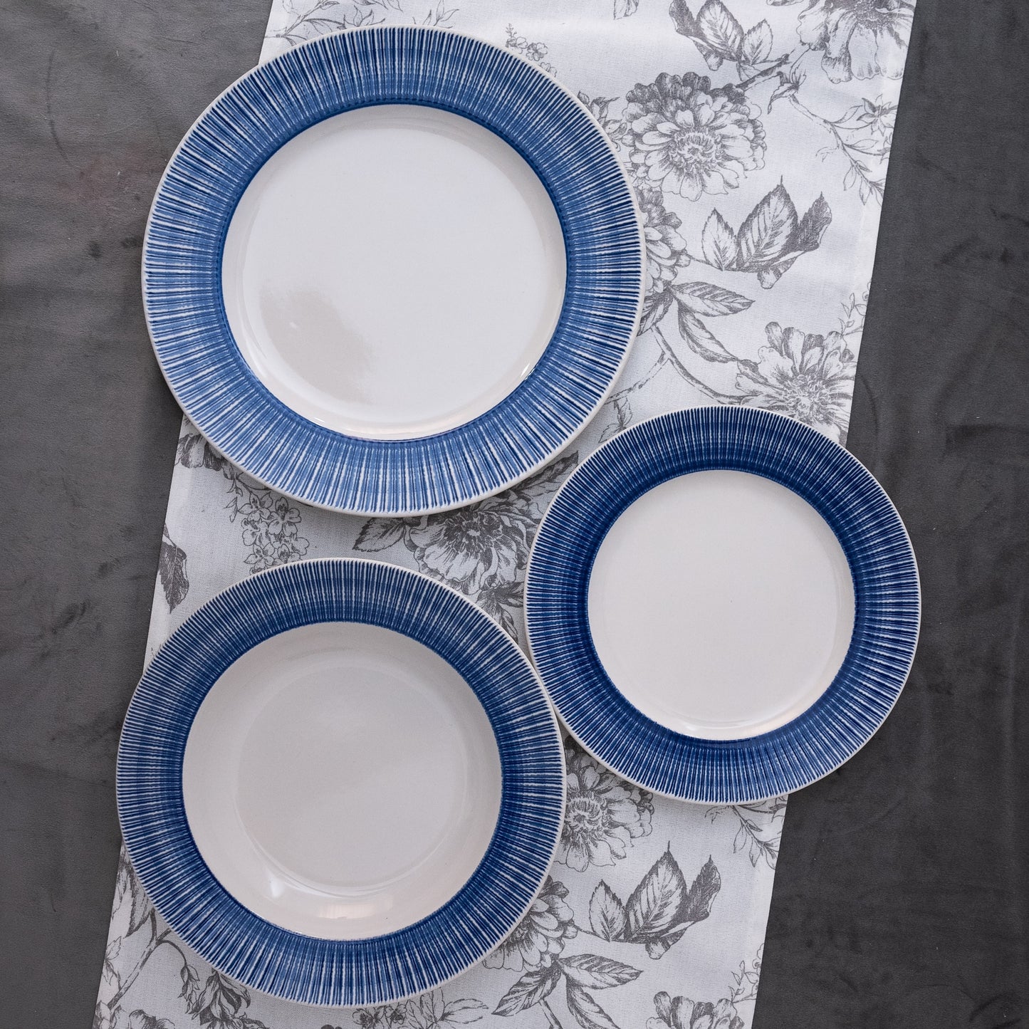 Plate set 18 pieces, for 6 people, Ivory, Cesiro, White Ivoire with blue