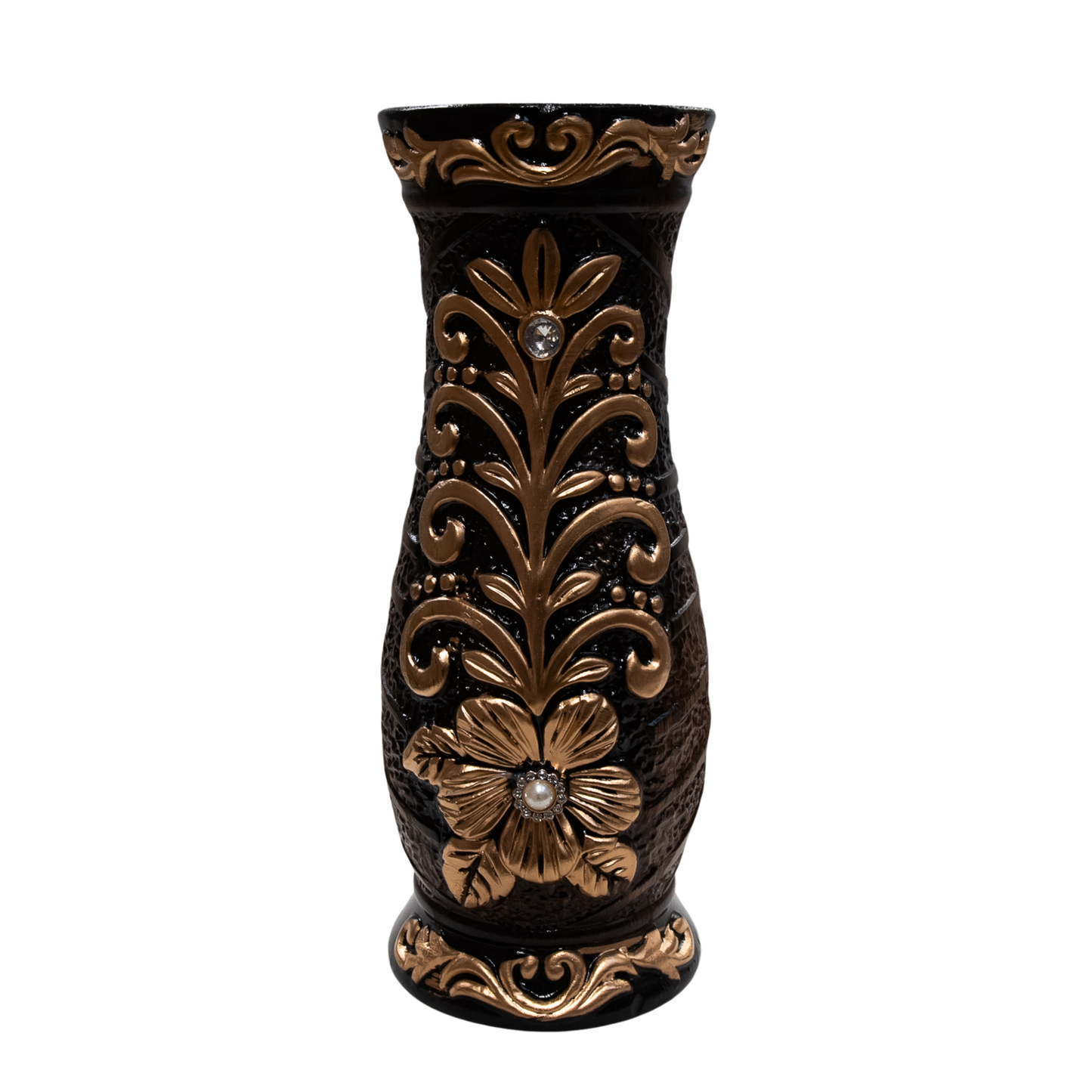 Braune Vase mit Blumen und Perlen verziert