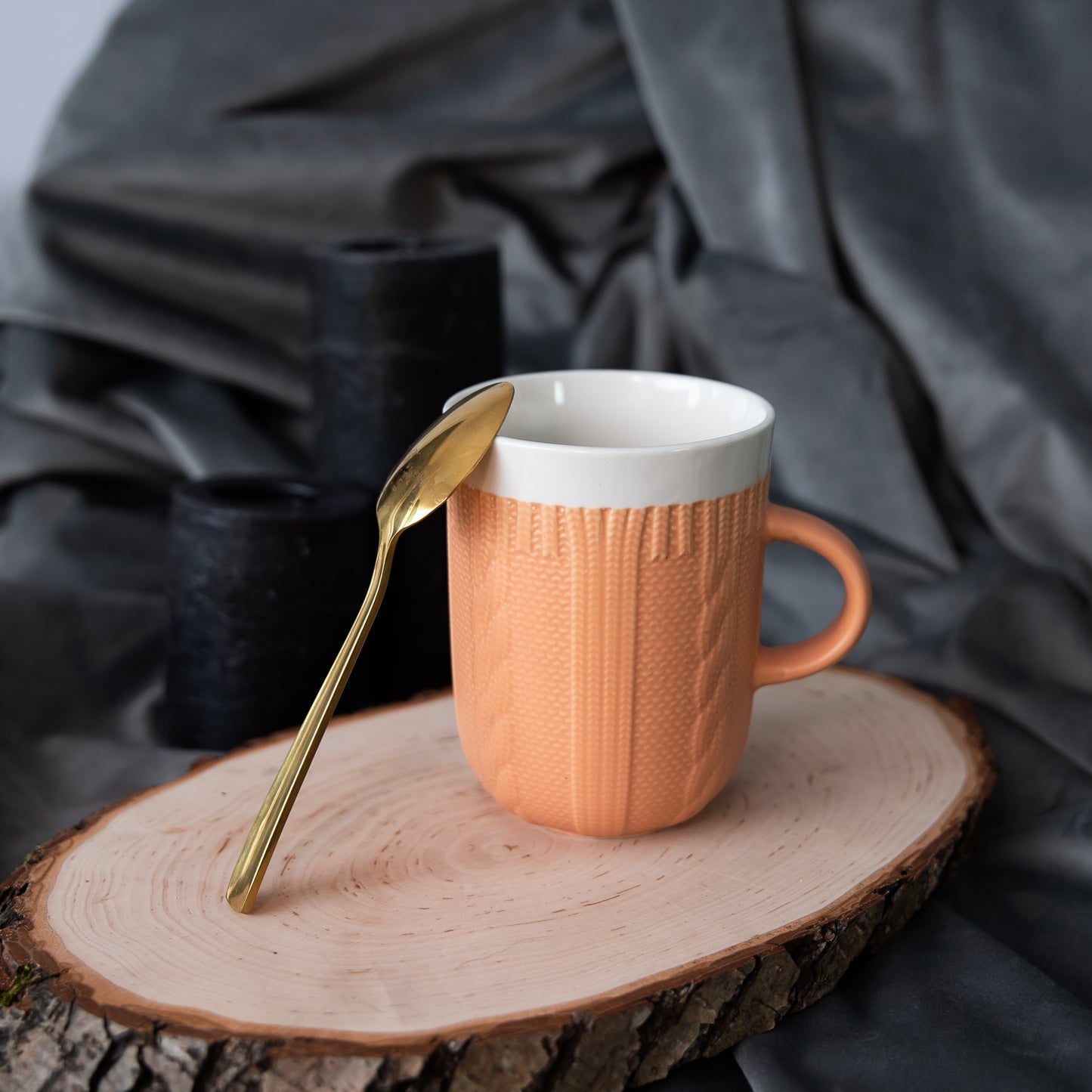 Set of 6 crocheted mugs Orange/White, 320 ml