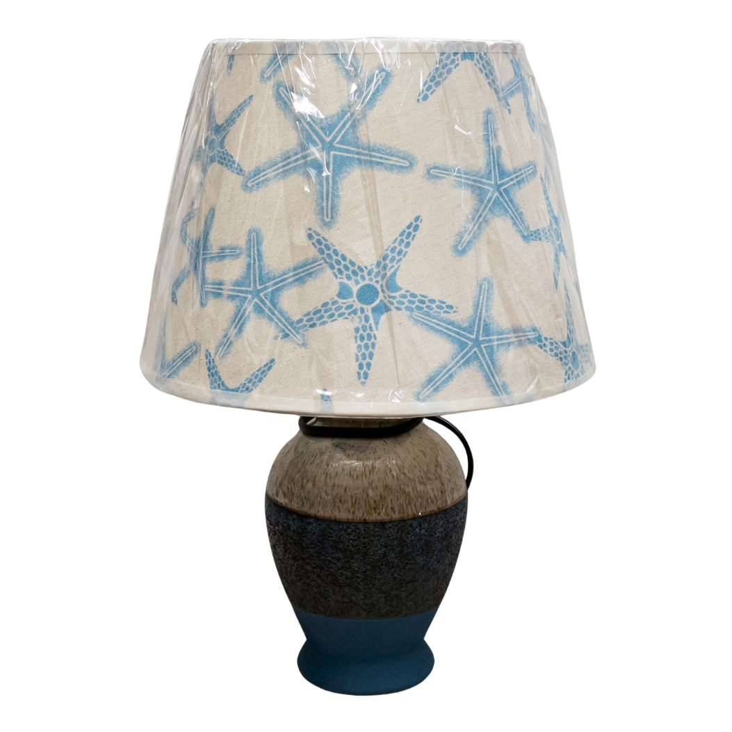 Lampe Modell Ozean, Lampenschirm verziert mit Seesternen, 37x25 cm