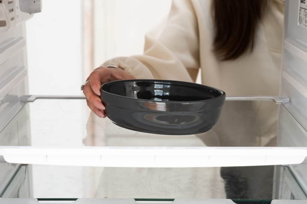 Heat-resistant tray, Oval, 19x14x5 cm, Glossy Dark Gray