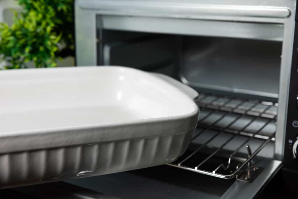 Heat-resistant tray, Rectangular, 36.5x25x7 cm, Glossy White