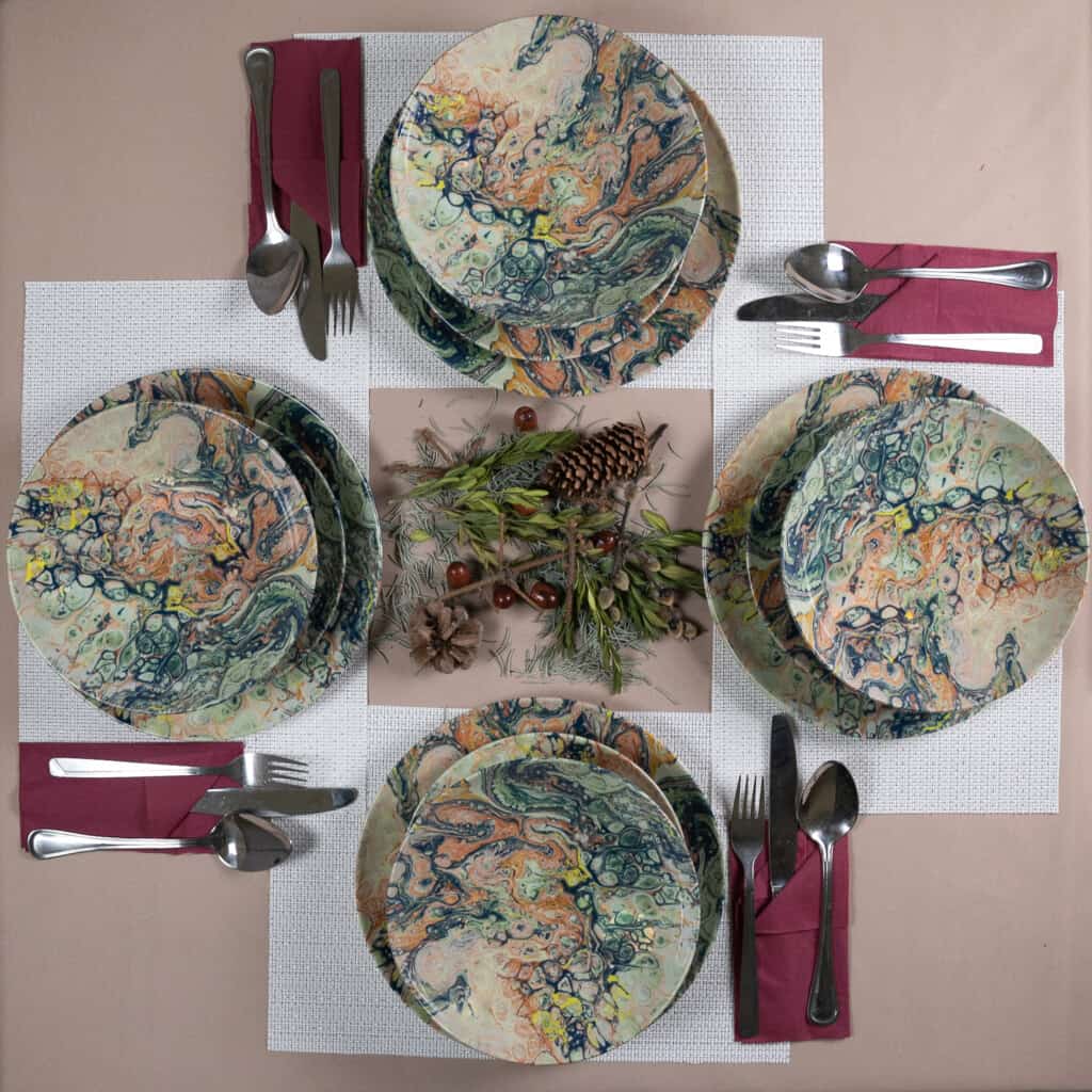 Set de cină pentru 4 persoane, cu farfurie adâncă, rotundă, fildeș lucios, decorată cu artă abstractă