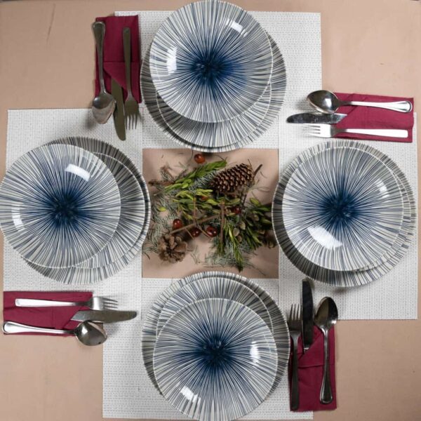 Set de cină pentru 4 persoane, cu farfurie adâncă, rotundă, fildeș lucios, decorată cu linii albastre