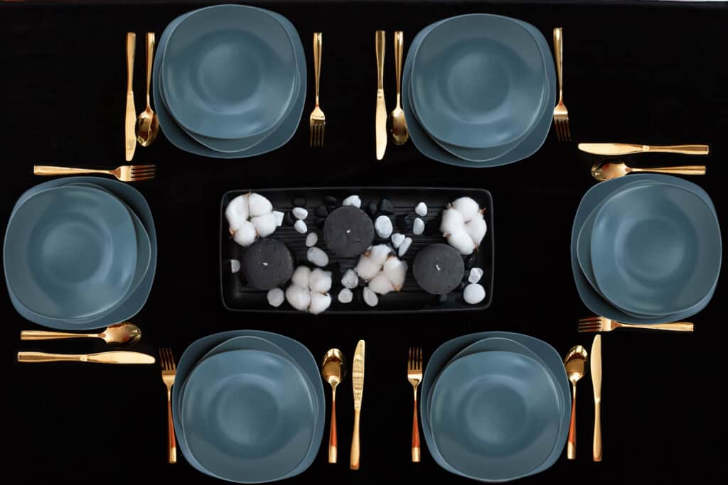 Dinner set for 6 people, with deep plate, Square, Matte Gray