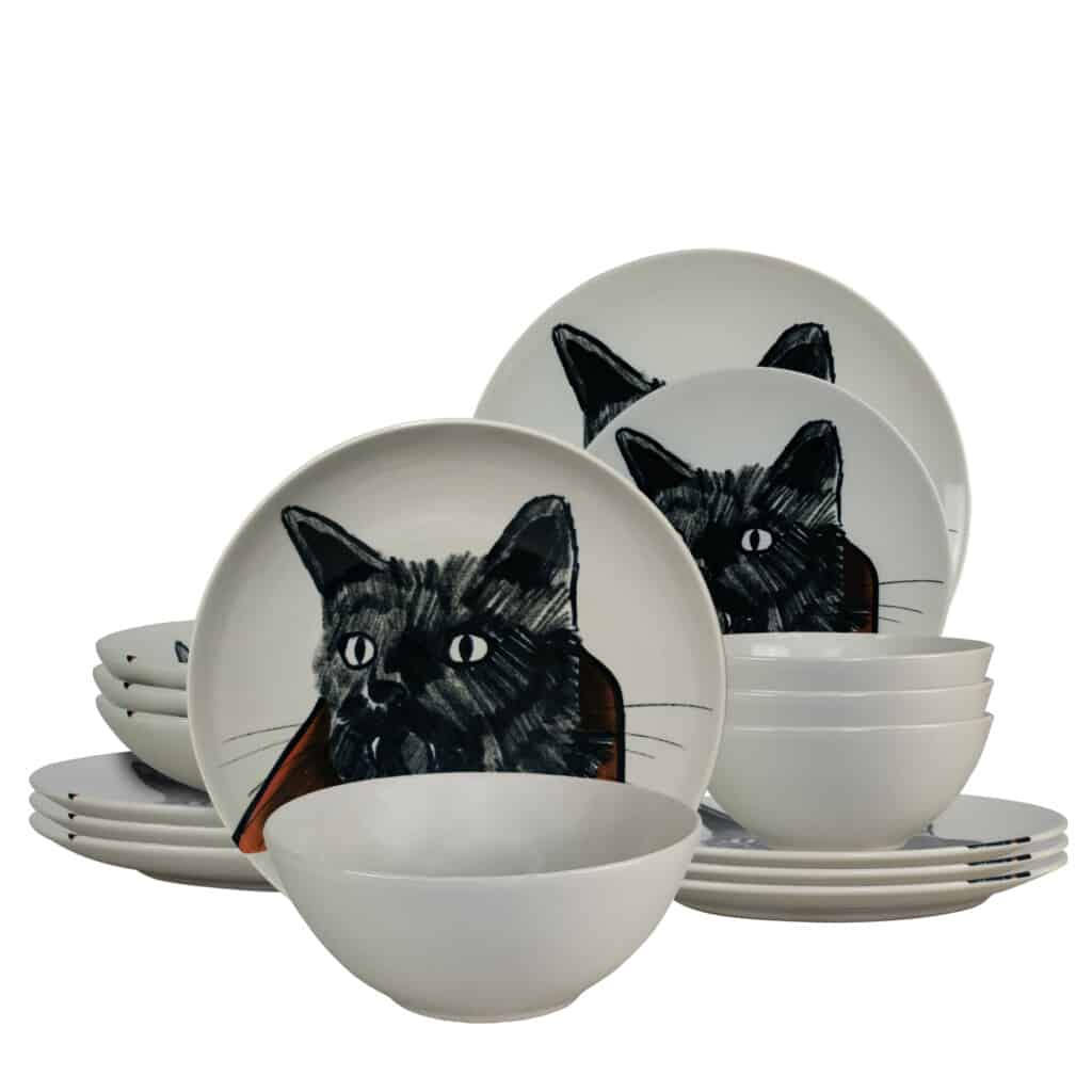 Dinner set for 4 people, with deep plate and bowl, Round, Glossy White decorated with Vampire cat