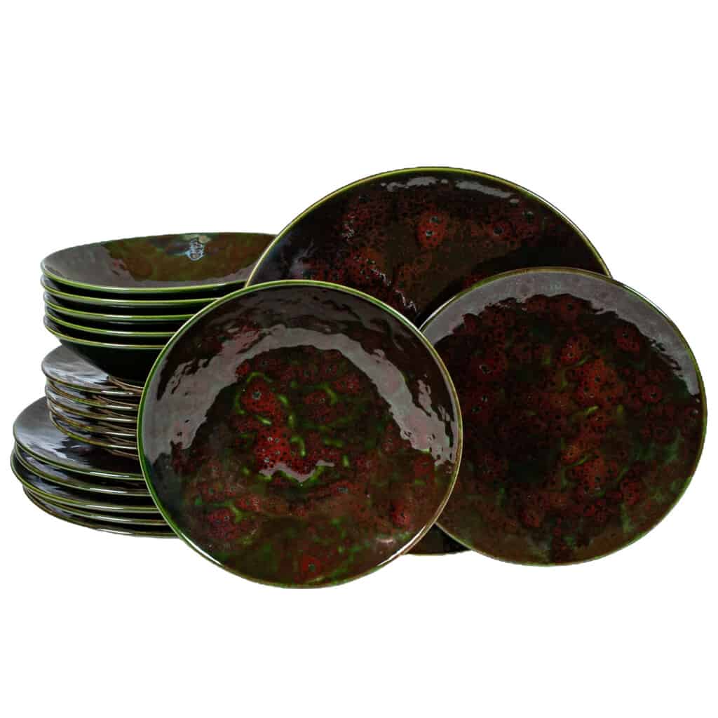 Dinner set for 6 people, Glossy Dark Green decorated with burgundy crakcs