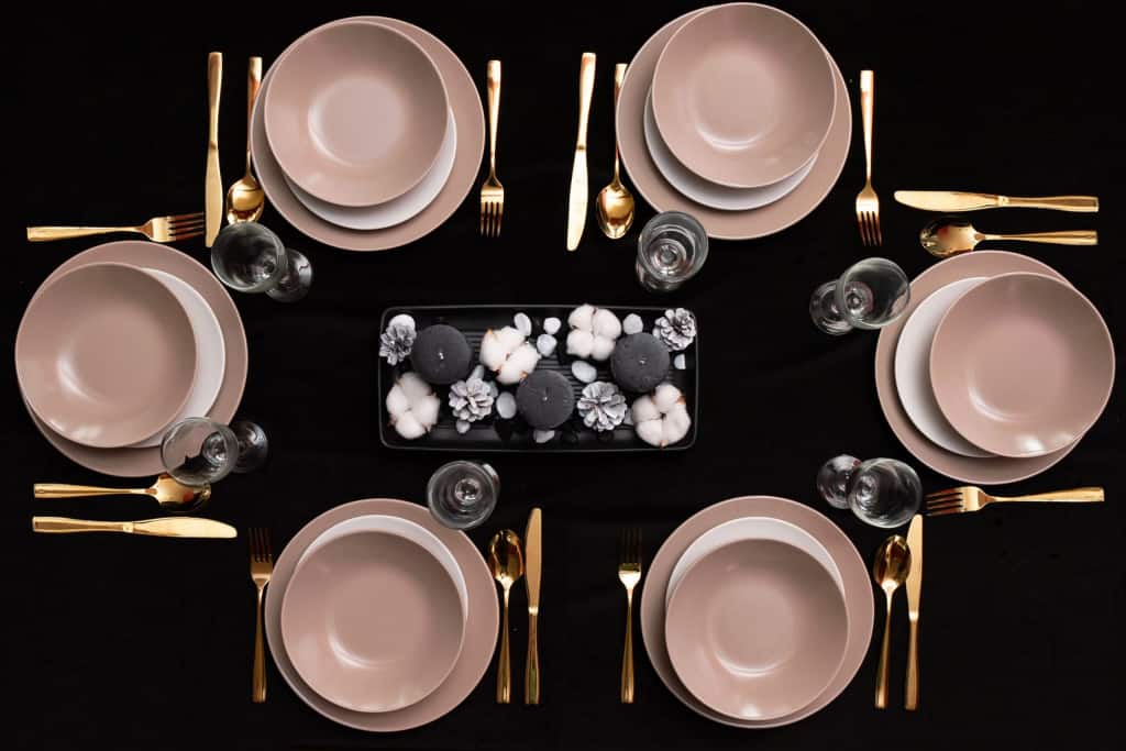 Dinner set for 6 people, with deep plate , Round, Glossy White/Silver Brown