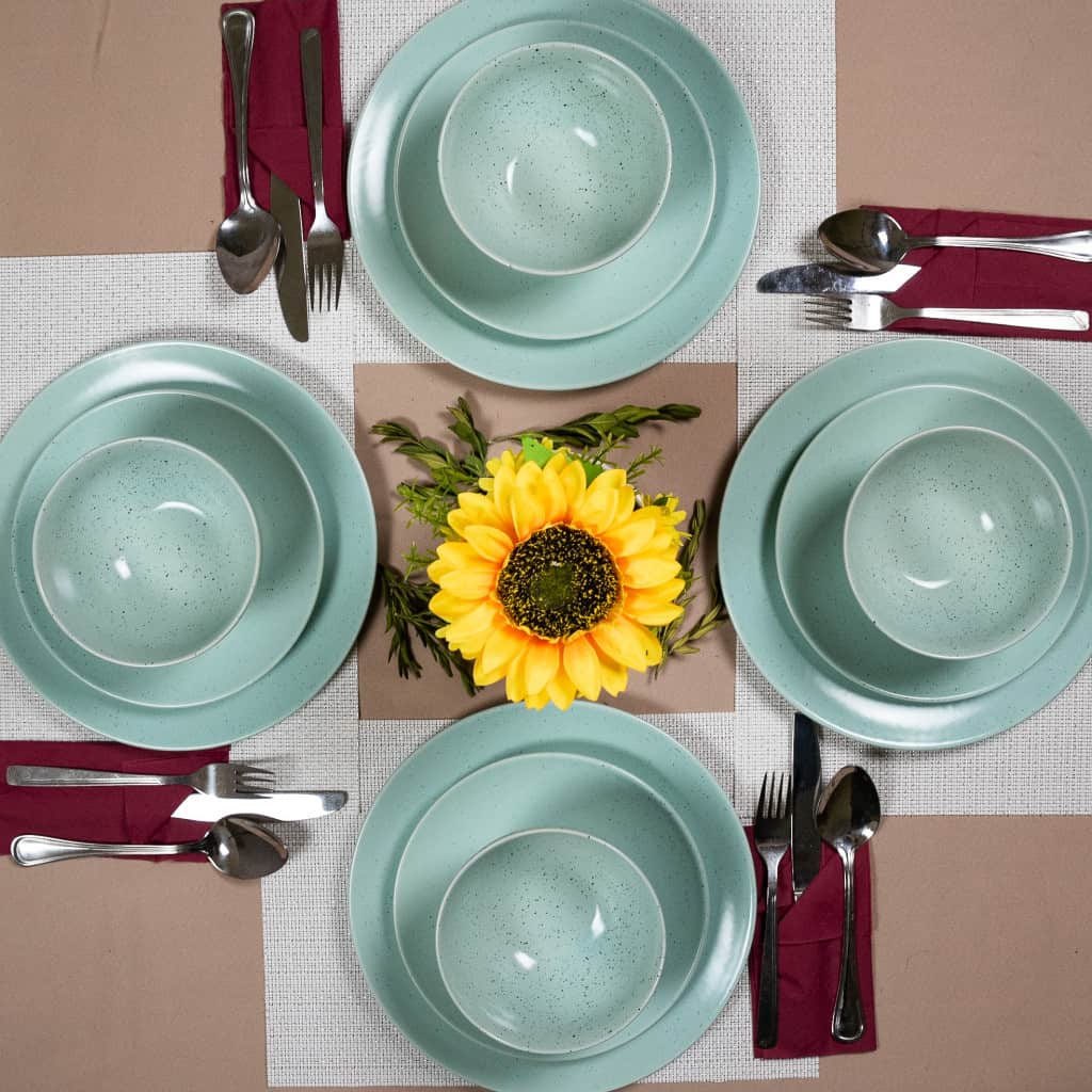 Dinner set for 4 people, with bowls, Round, Matte Turquoise with black dots