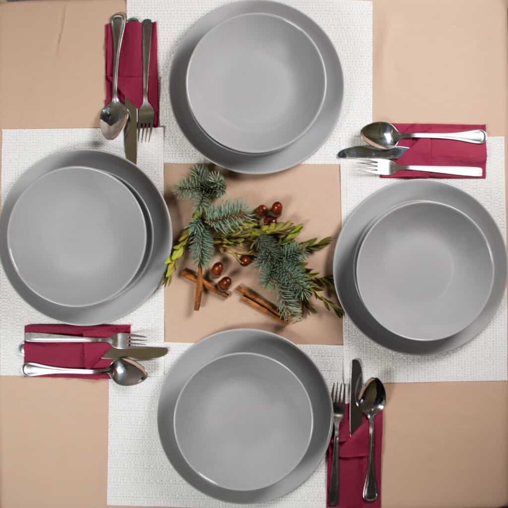 Set de masă pentru 4 persoane, cu farfurie adâncă, rotundă, gri argintiu lucios