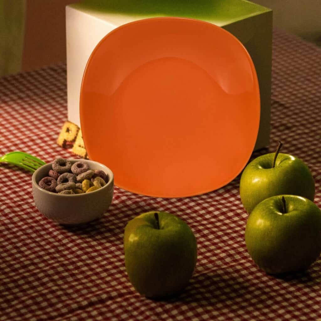 Farfurie adâncă, pătrată, 22 cm, portocaliu lucios