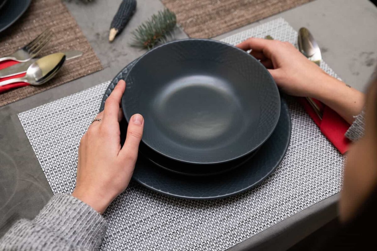 Dinner set for 6 people, Cesiro, Matte Anthracite Gray, Embossed Scale