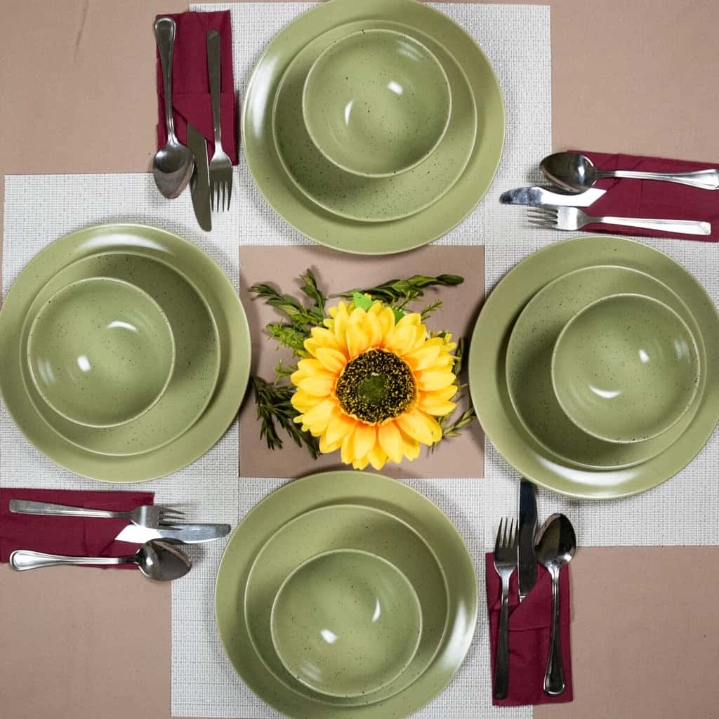 Dinner set for 4 people, Cesiro, Matte Sage Green with black dots